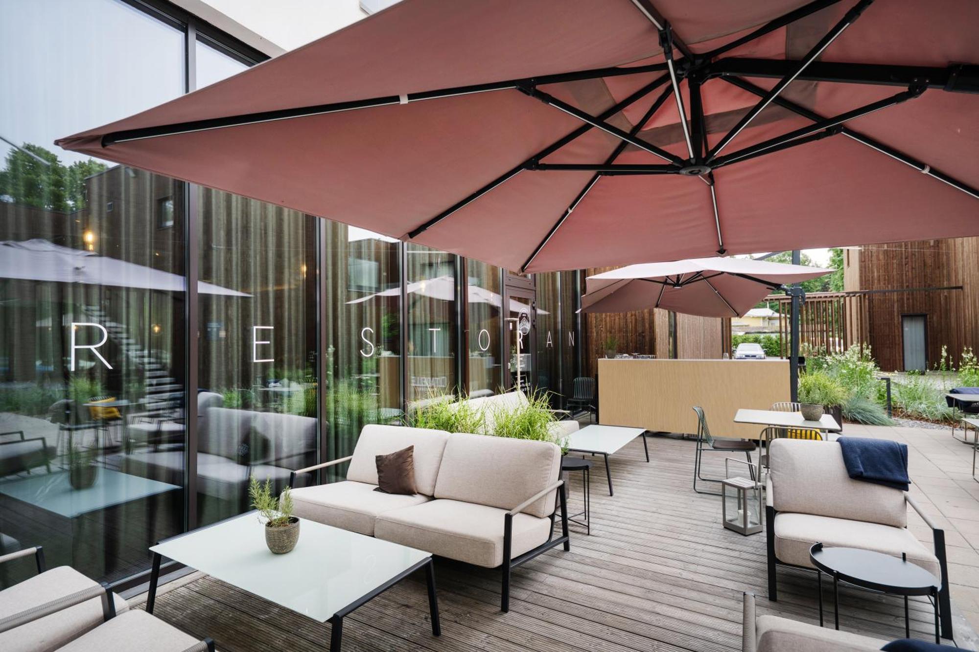 Wasa Resort Hotel, Apartments & Spa Parnu Bagian luar foto
